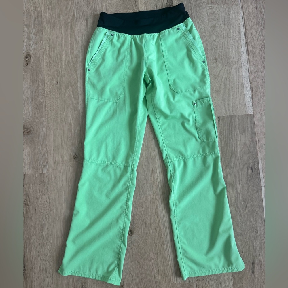 Timberland Women’s Green Cargo Trail Pants Small Hiking